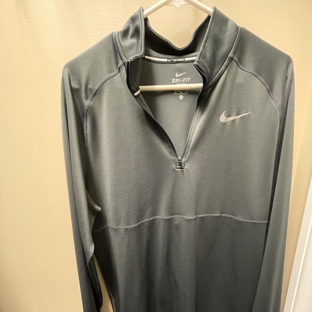 Men’s Nike long sleeve running shirt